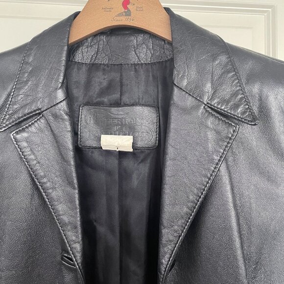 Vintage Black Leather Blazer: 90s Retro Jacket - Picture 7 of 11